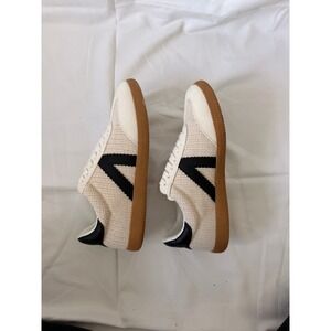 Cream and Black Women's Sneakers Size 7.5